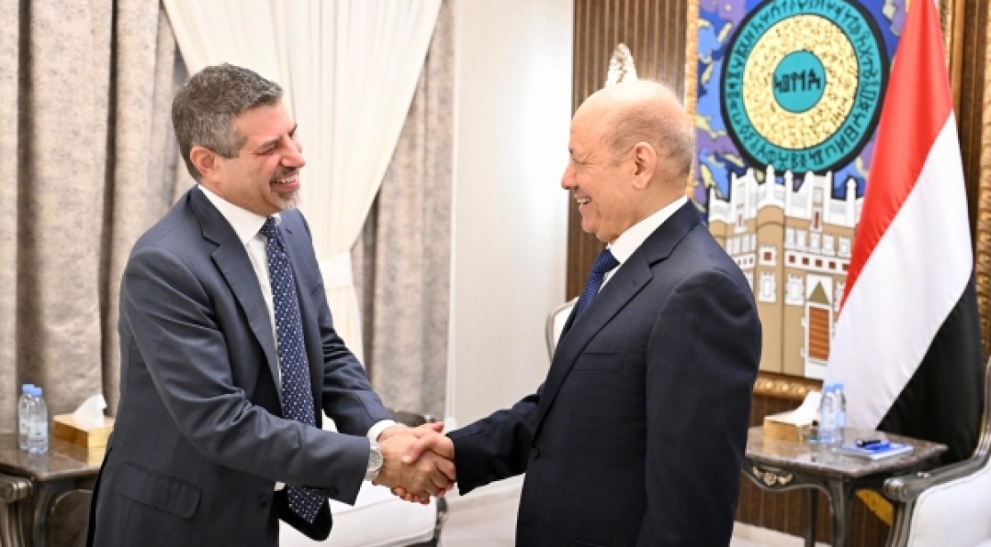 أحمد الزرقة يكتب للموقع بوست عن: ما الذي يعنيه اليمن في استراتيجية الأمن القومي الأمريكية لعام 2025؟ وما دور السعودية والإمارات؟